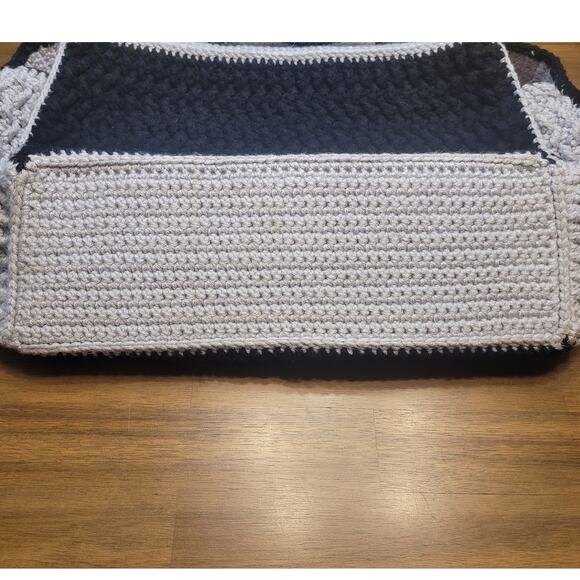 Handmade Crochet Granny Tote XL Black Gray Retro Crossbody Skater Alt Festival - Picture 5 of 8